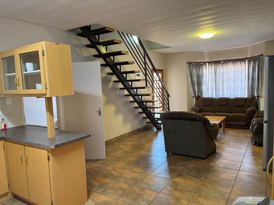 8 Bedroom Property for Sale in Postmasburg Northern Cape